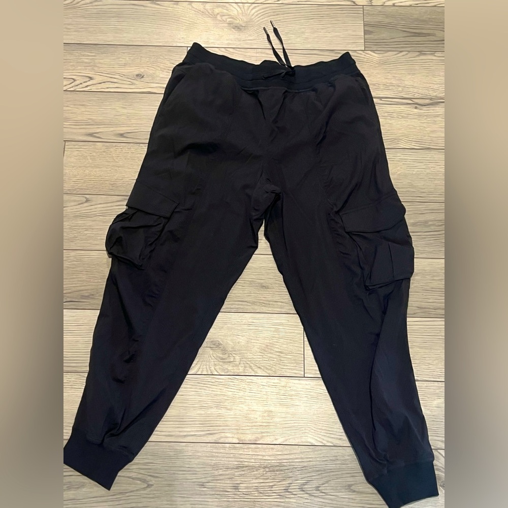 Lulu Lemon joggers